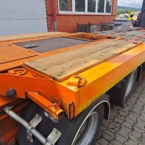 foto 40/32t podval přívěs 4os Goldhofer Moeslein podvalník